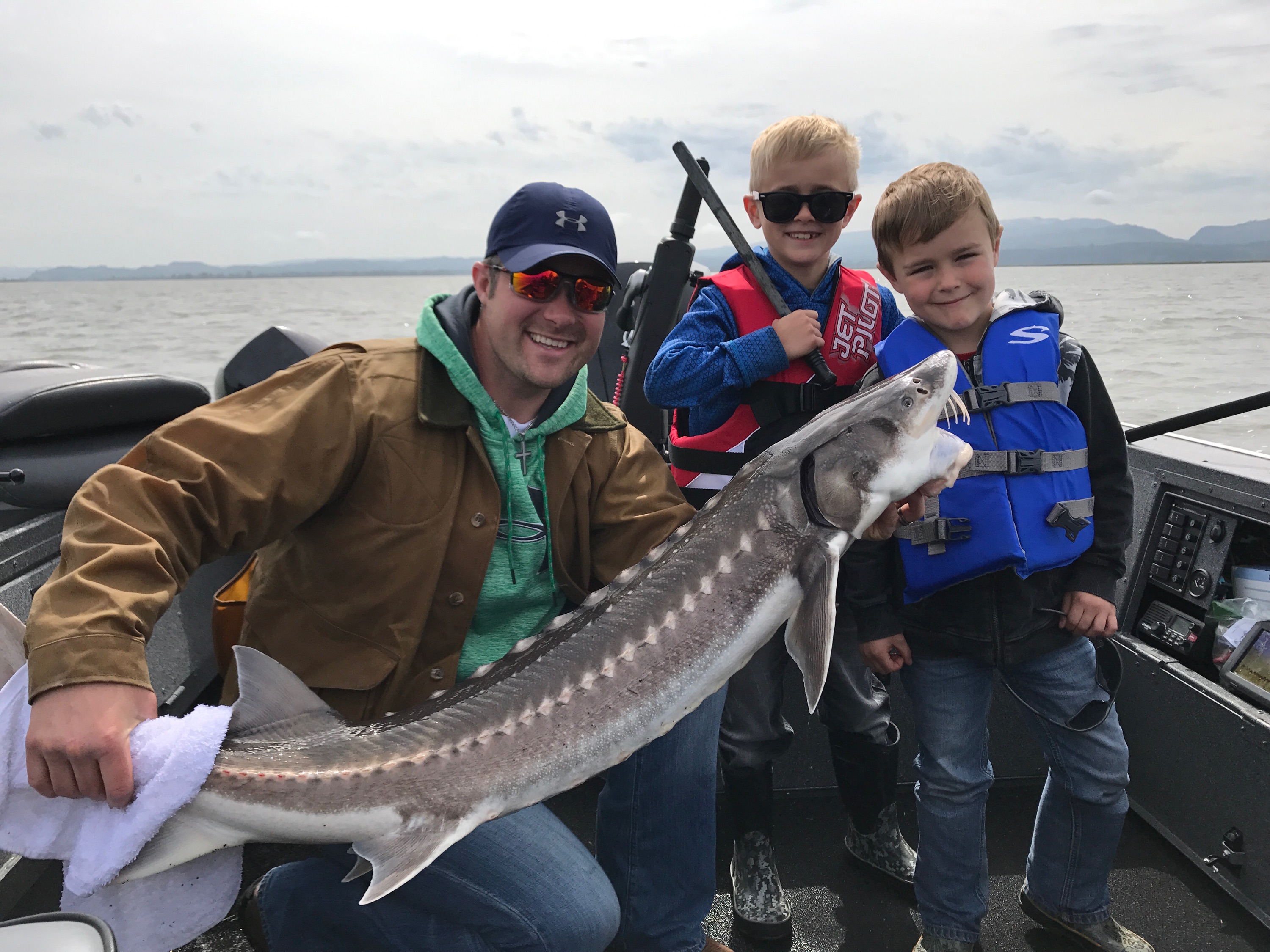  Astoria Sturgeon 