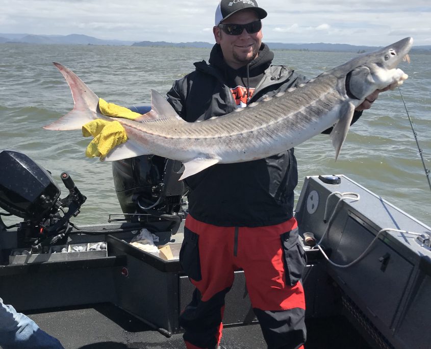 Tillamook Fishing Guides - Tillamook Bay Fishing Guides